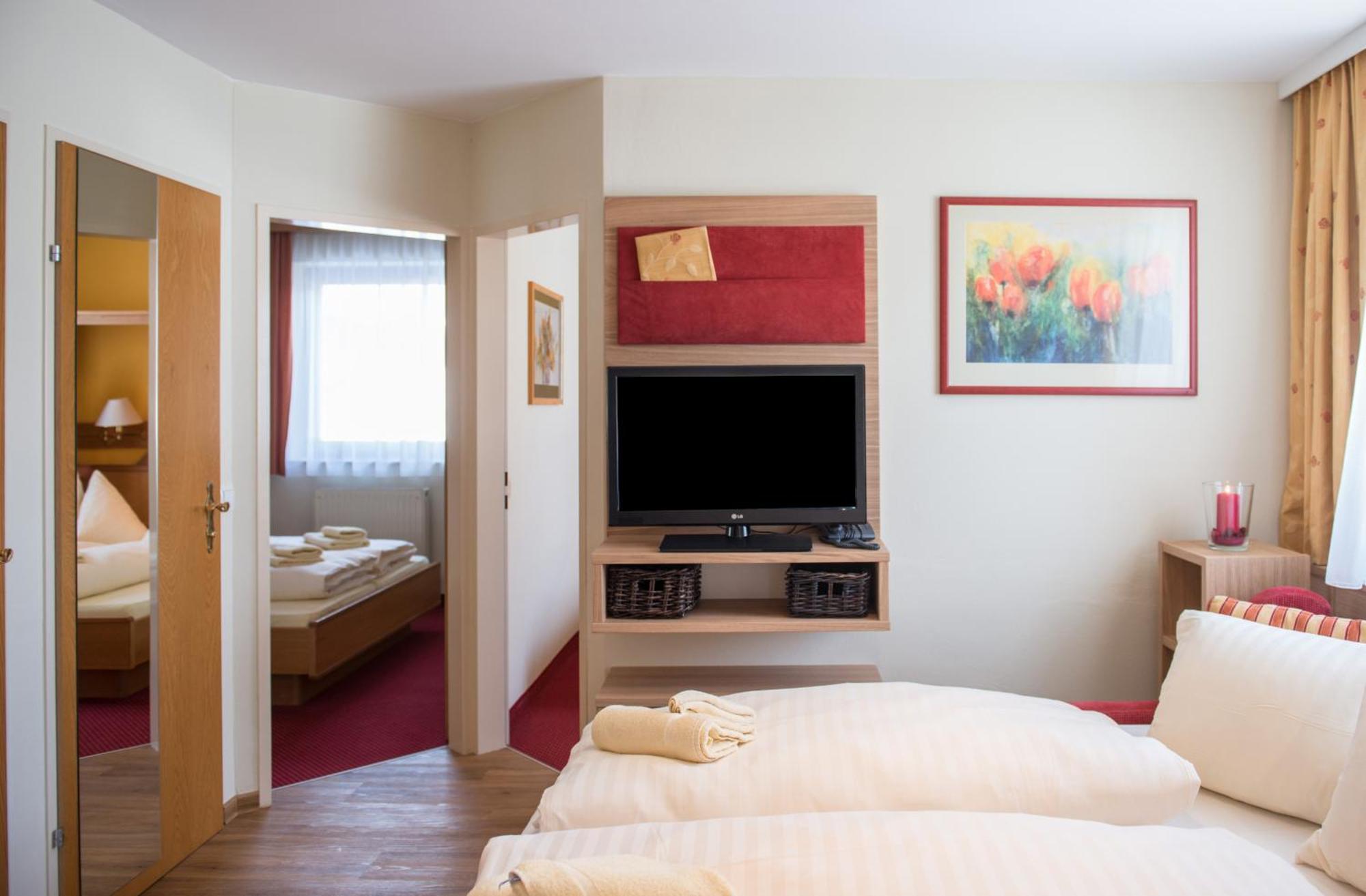 Harmls Aparthotel Flachau Exterior photo