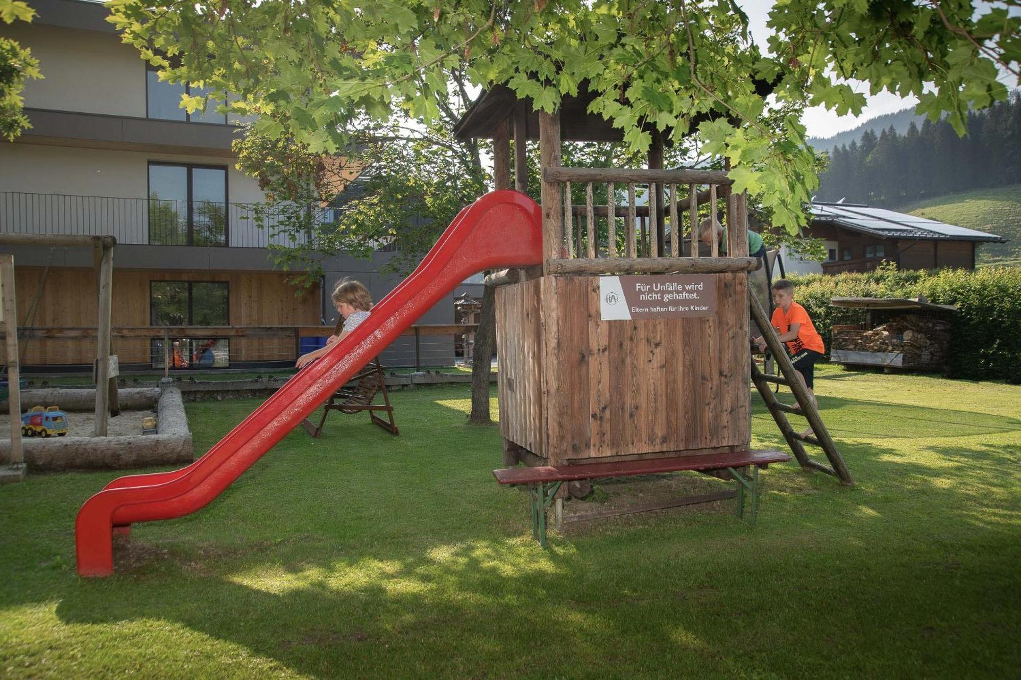 Harmls Aparthotel Flachau Exterior photo